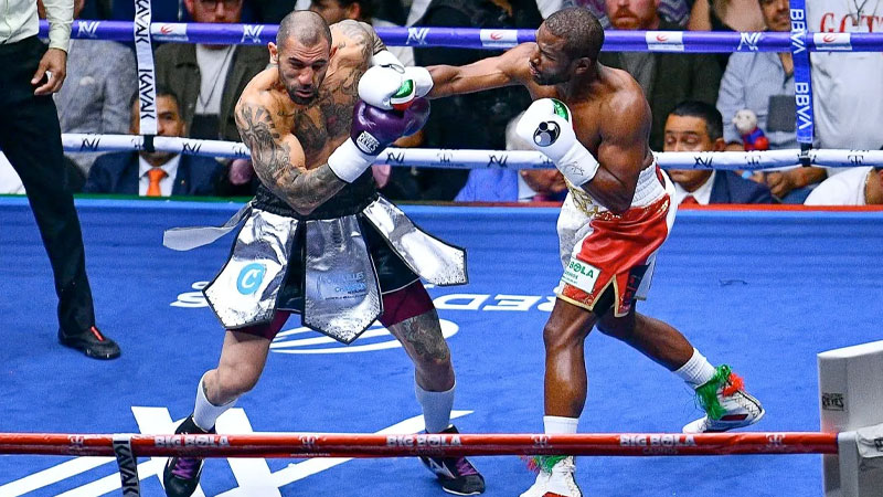 Floyd Mayweather dominates John Gotti III in Mexico match