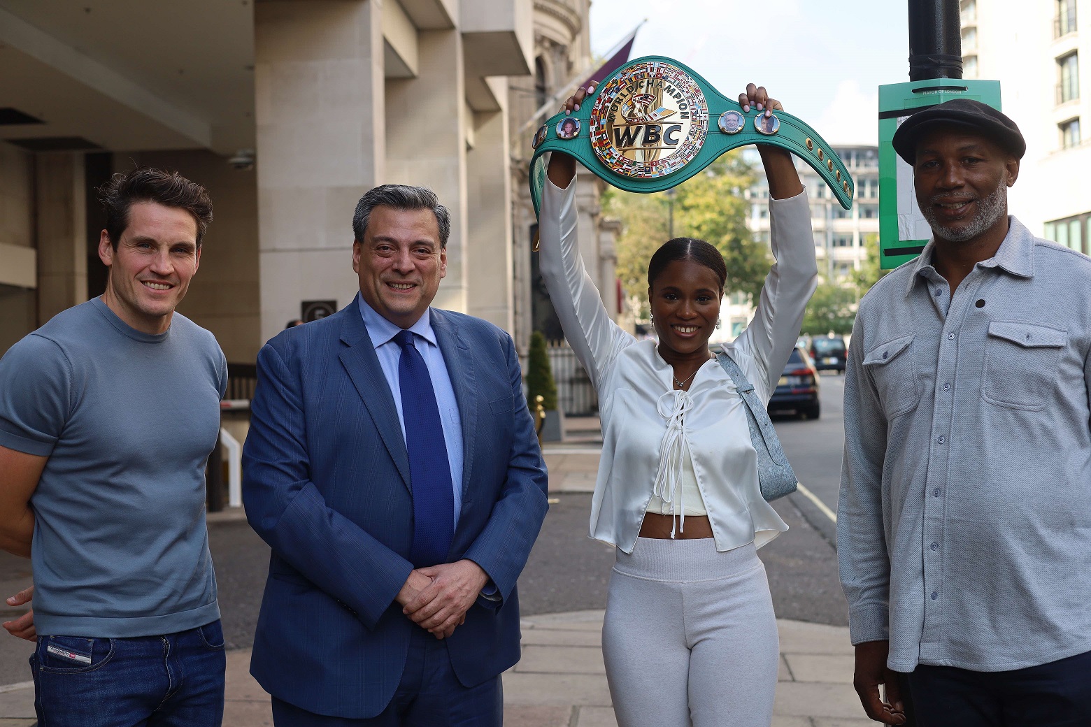 Caroline Dubois presented with WBC Interim World Lightweight Title by Mauricio Sulaiman and Lennox Lewis